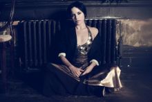 Robin Holcomb - Robin Holcomb - Amazon.com Music