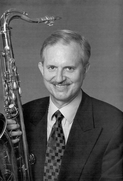 Scott Hamilton — Biography, Discography, Albums & Expert Reviews