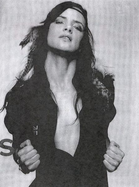 Juliette Lewis — Biography, Discography, Albums & Expert Reviews