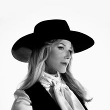 kira kira♡　⭐︎ クラウディオ　ライティング　ビューロー Kira — Biography, Discography, Albums & Expert Reviews | AllMusic