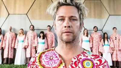 The Polyphonic Spree Songs, Albums, Reviews, B | AllMusic
