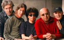 Minimal Compact