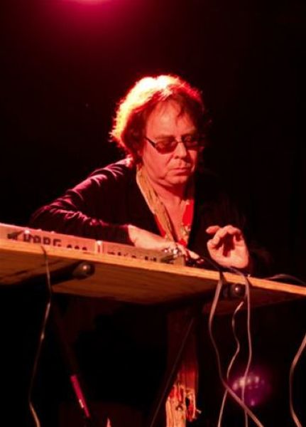 Edward Ka-Spel — Biography, Discography, Albums & Expert Reviews
