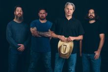 Jason Boland & the Stragglers