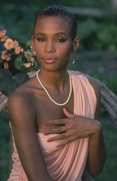 WHITNEY HOUSTON ４点 Whitney: Houston, Whitney: Amazon.ca: Music