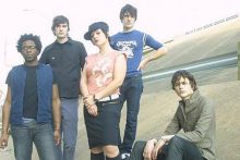 Pretty Girls Make Graves