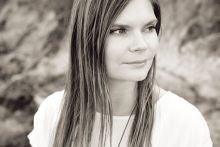 Marielle V Jakobsons