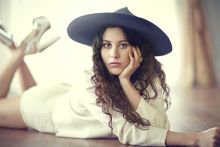 Sophie May Williams Songs, Albums, Reviews, Bi | AllMusic