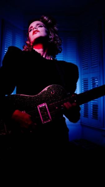 Anna Calvi