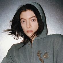 Sophie May Williams Songs, Albums, Reviews, Bi | AllMusic