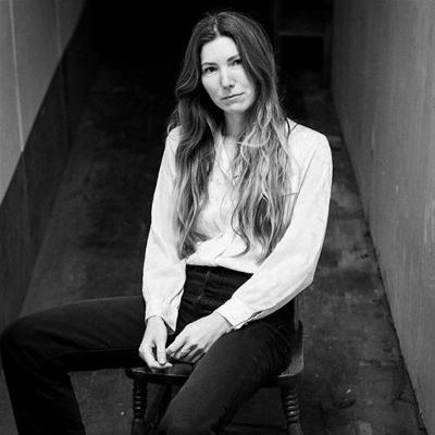 Anna Tivel