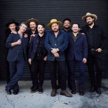 Nathaniel Rateliff & the Night Sweats