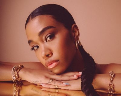 Amber Mark — Biography, Discography, Albums & Expert Reviews