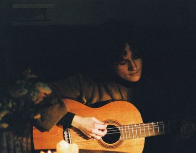 Lily Lyons