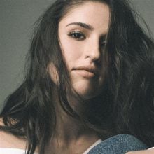 洋楽 TESS HENLEY - EASY TO LOVE テス・ヘンリー - イージー・トゥ・ラブ - Amazon.com Music