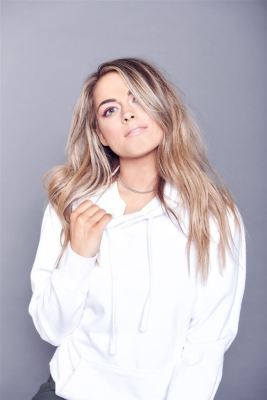 Alana Springsteen