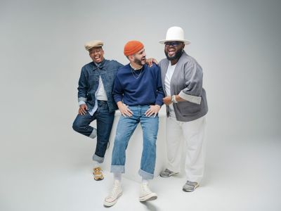 Mi Casa — Biography, Discography, Albums & Expert Reviews | AllMusic