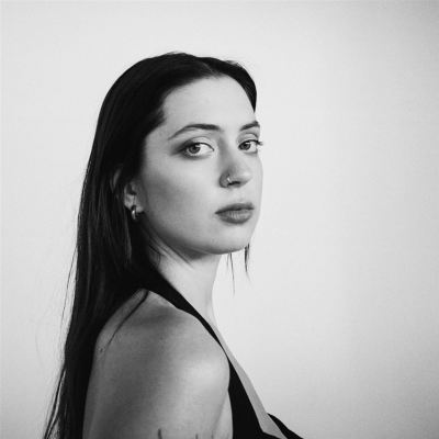 Lizzy McAlpine