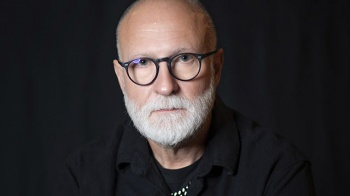 Bob Mould Discusses His New Solo Album, Upcoming Tour, and the '90s