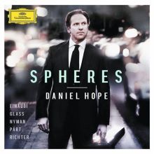 Album cover for Spheres by Daniel Hope / Deutsches Kammerorchester Berlin