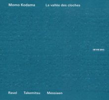 Album cover for La Vallée des Cloches by Momo Kodama