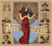 Album cover for Playing Favorites by 10,000 Maniacs