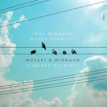 Album cover for Mozart & Widmann: Clarinet Quintets by Jörg Widmann / Hagen Quartett