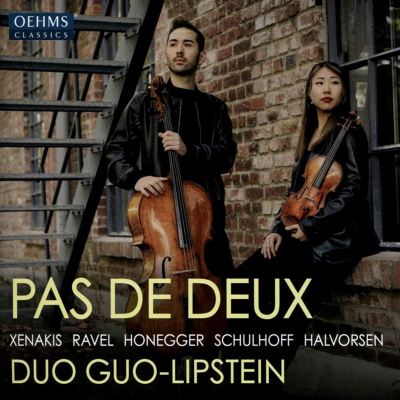 Pas de deux