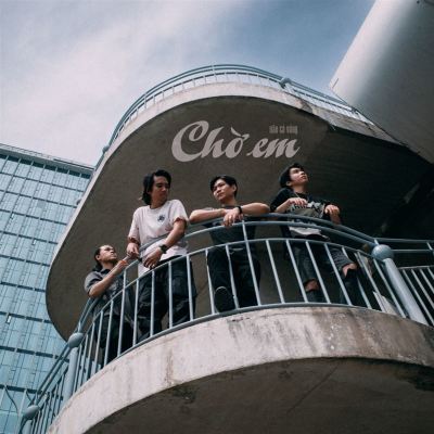 Chờ Em